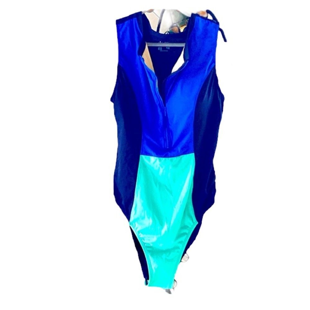 One Piece Swimsuits Size 16